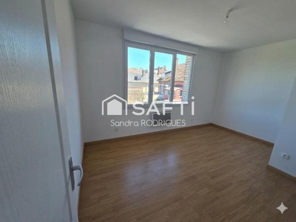 Maison individuelle avec jardin et dépendances proche de toutes commodités, à 2 min de l'axe Saint-Quentin /Laon