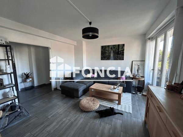Location Appartement meublé 3 pièces 65.22 m² - 8 AV. DE LATTRE DE TASSIGNY La Roche Sur Yon 85000