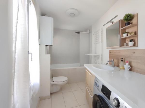 WILSON - T4 rénové - 90m² - 3 chambres