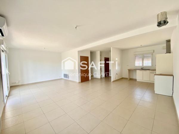 Maison de 101m2  de 2013 avec jardin et garage au calme.