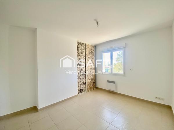 Maison de 101m2  de 2013 avec jardin et garage au calme.