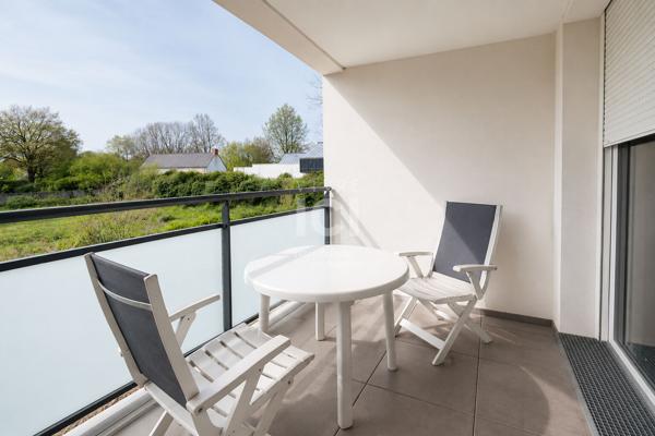 Appartement T2 récent avec balcon et parking - SAUTRON