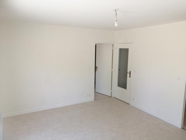A LOUER  A LAVAL Appartement 2 pièce(s) 42.95 m2.