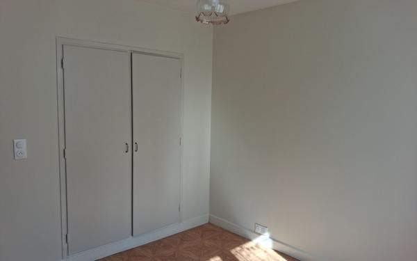 Maison à louer    3 pièces •  Reux