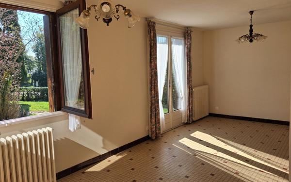 Maison à louer    3 pièces •  Reux