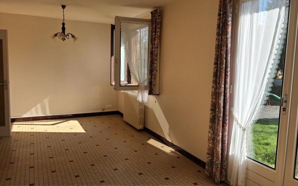 Maison à louer    3 pièces •  Reux