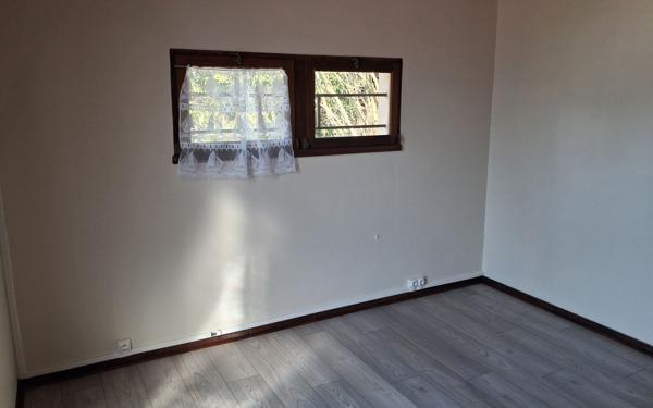 Maison à louer    3 pièces •  Reux