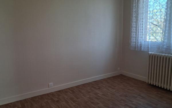 Maison à louer    3 pièces •  Reux