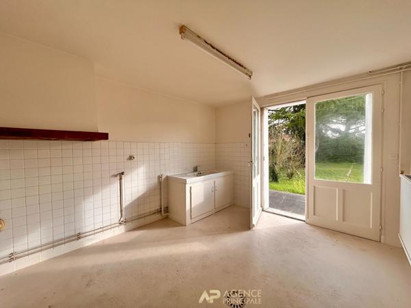 Maison à rénover 94M2 St Xandre proche commerces €213 000 ** - Référence FB660D