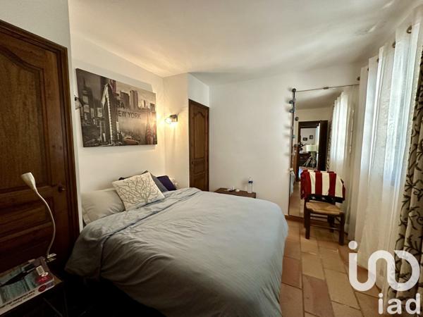 Maison traditionnelle 7 pièces de 180 m² à Roquebrune-sur-Argens (83520)