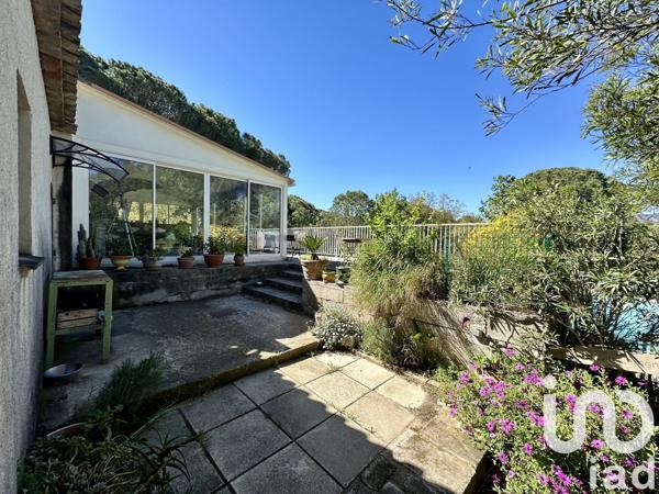 Maison traditionnelle 7 pièces de 180 m² à Roquebrune-sur-Argens (83520)