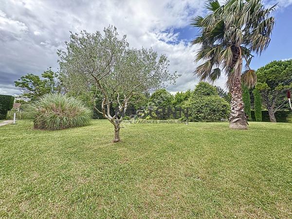 Maison Piolenc 8 pièce(s) d'environ 209m²