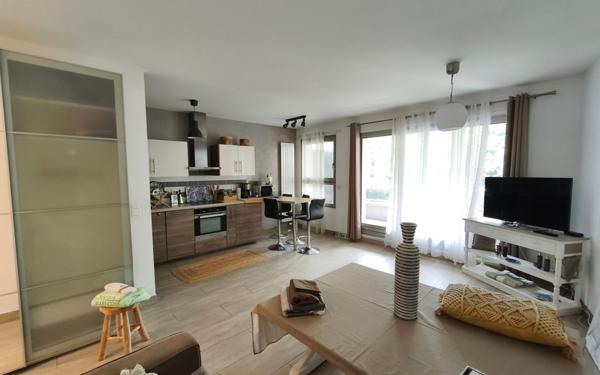 Appartement à louer    1 pièce • 37 m2 Saint-Gratien