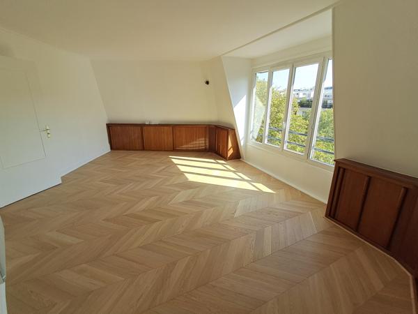 BUREAU A LOUER RUE ALFRED DE VIGNY PARIS 08