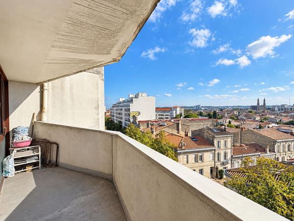 Studio loué avec balcon de 29,33m² à Bordeaux Nansouty