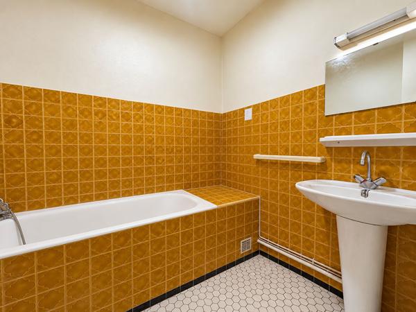Studio loué avec balcon de 29,33m² à Bordeaux Nansouty