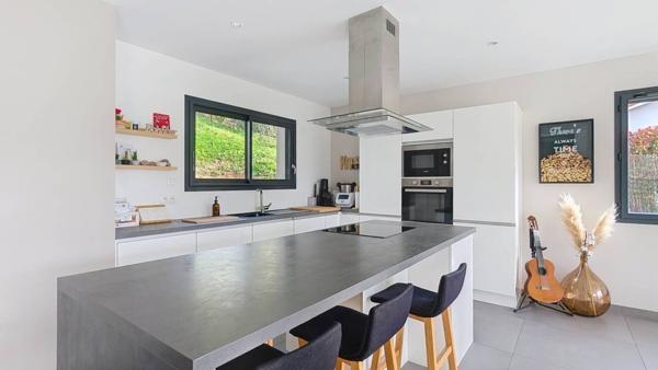 Maison à vendre 6 pièces de 155 m²