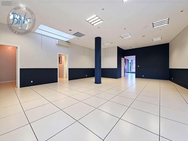 Local commercial à vendre à Quimper dans le Finistère (29000), ref : 29143-59   
Centre-ville