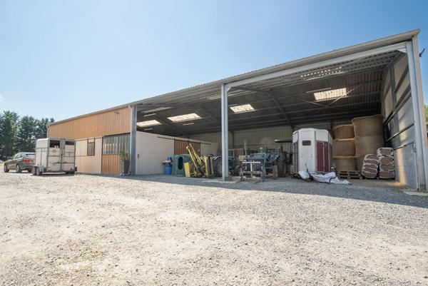 Propriété exceptionnelle avec vue imprenable sur la Mayenne.