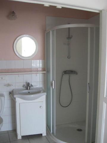 BOURDEAUX STUDIO AVEC TERRASSE