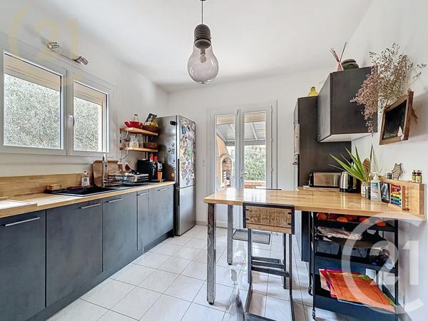 Maison à vendre  8 pièces - 196,22 m2 VILLENEUVE LES MAGUELONE - 34