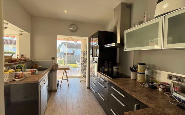 Maison à vendre    4 pièces •  Dax