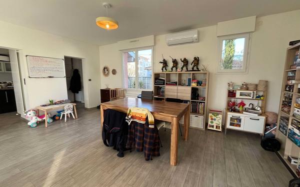 Maison à vendre    4 pièces •  Dax