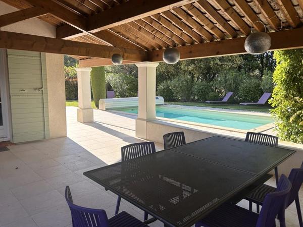 Golf de Pont Royal Maison T5 avec Piscine