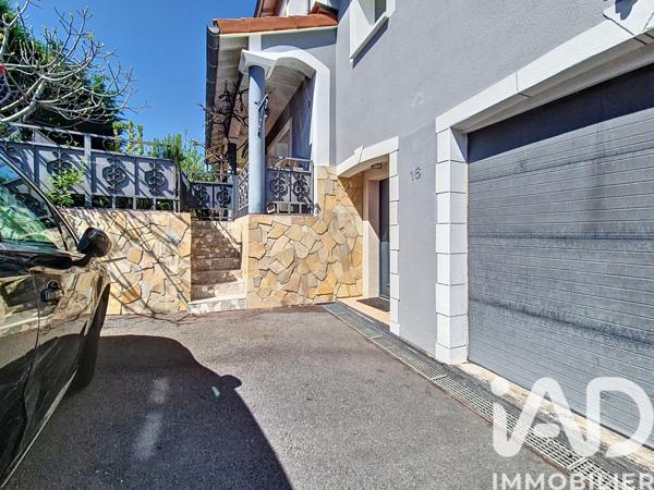 Maison à vendre 5 pièces 163 m² Vals-près-le-Puy