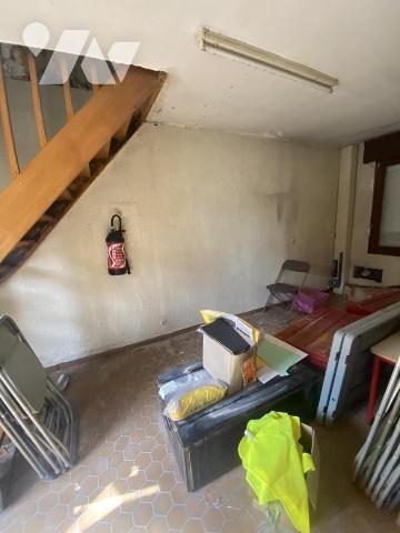 Ensemble immobilier sur environ 1 000 m² de terrain – Fort potentiel