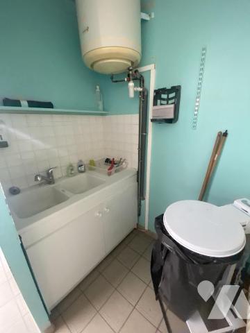 Ensemble immobilier sur environ 1 000 m² de terrain – Fort potentiel