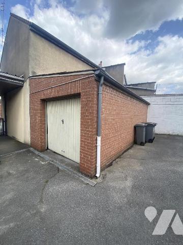 Ensemble immobilier sur environ 1 000 m² de terrain – Fort potentiel