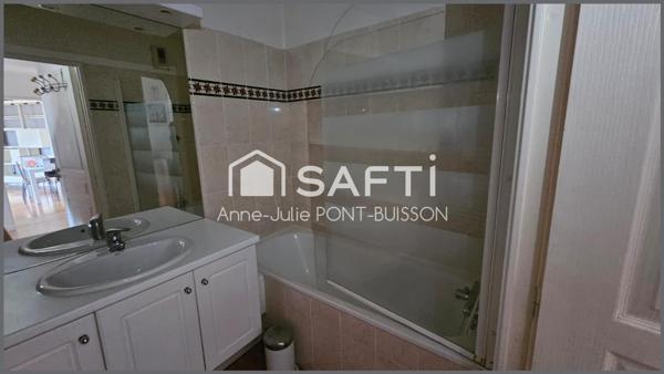 Deux pièces, au calme