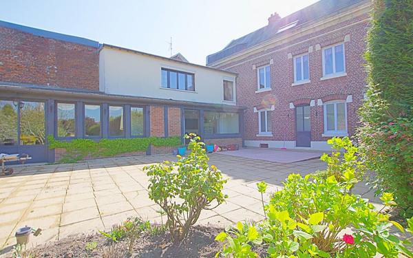 Maison à vendre    7 pièces •  Ham