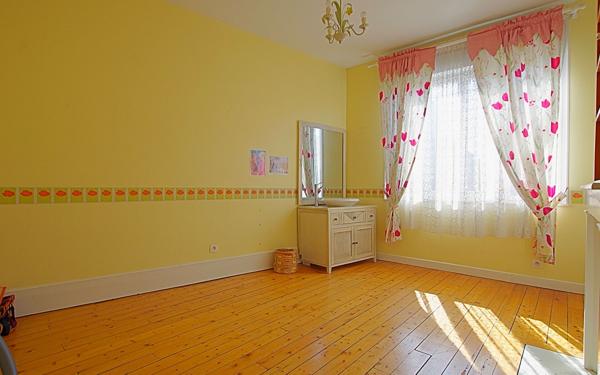 Maison à vendre    7 pièces •  Ham