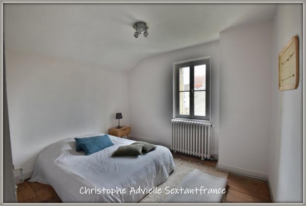 Maison bourgeoise en hyper centre de Bergerac, 6 chambres dont 1 en RDC, jardin , double garage