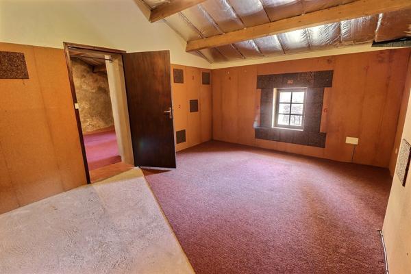 A VENDRE ENTRAIGUES SUR LA SORGUE  4 pièce(s) 125 m2