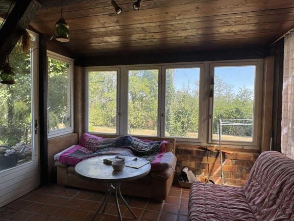 Maison contemporaine - Saint-cyprien Maison de plain-pied 3 chambres sur 9 899 m² de terrain