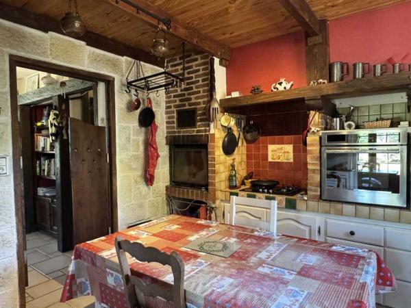 Maison contemporaine - Saint-cyprien Maison de plain-pied 3 chambres sur 9 899 m² de terrain