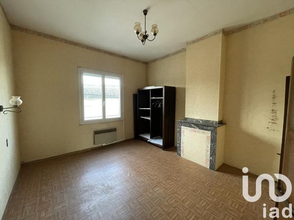 Maison de village 4 pièces de 125 m² à Lisle-sur-Tarn (81310)