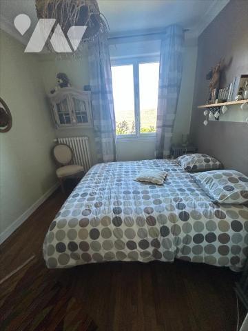 Lorient , Maison de caractère an 50  , 142m2 hab ,  garage, jardin