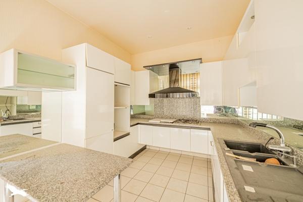 Maison à vendre |  Carbon-Blanc |  6 pièces | 220 m²