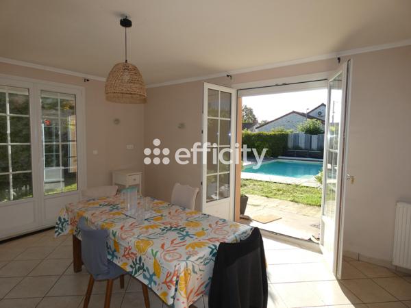 Maison 8 pièces - 230 m²