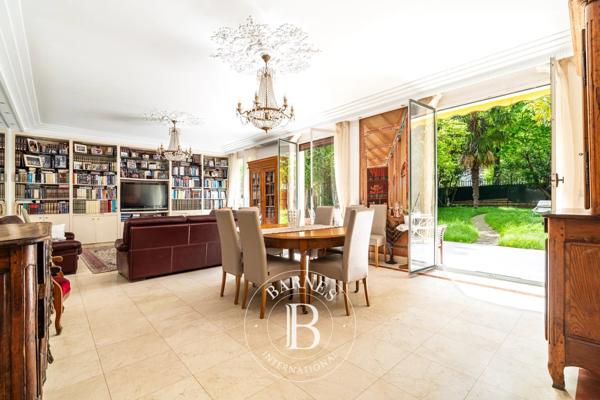 Neuilly-sur-Seine, Appartement 5 Chambres -  182 m² à vendre