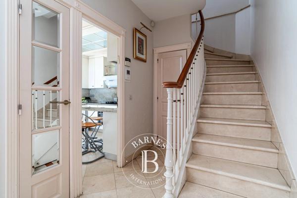 Neuilly-sur-Seine, Appartement 5 Chambres -  182 m² à vendre