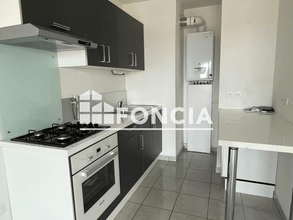 Location Appartement 2 pièces 37 m² - 147 RUE SOUS LES VIGNES Clermont Ferrand 63000