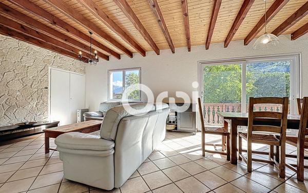 Maison à vendre    5 pièces • 117 m2 Saint-Jeoire