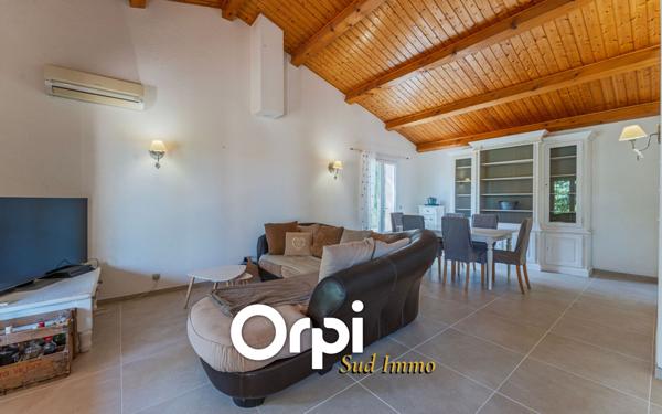 Maison à vendre    6 pièces •  Chomérac