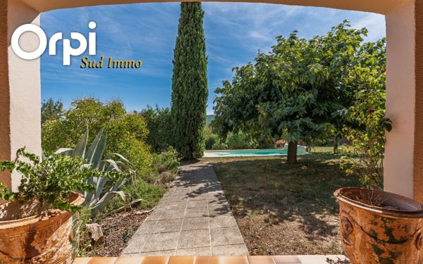 Maison à vendre    6 pièces •  Chomérac