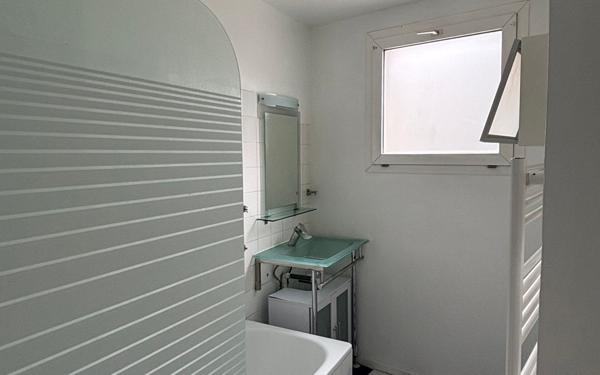 Appartement à vendre    2 pièces • 52,60 m2 Bagnolet